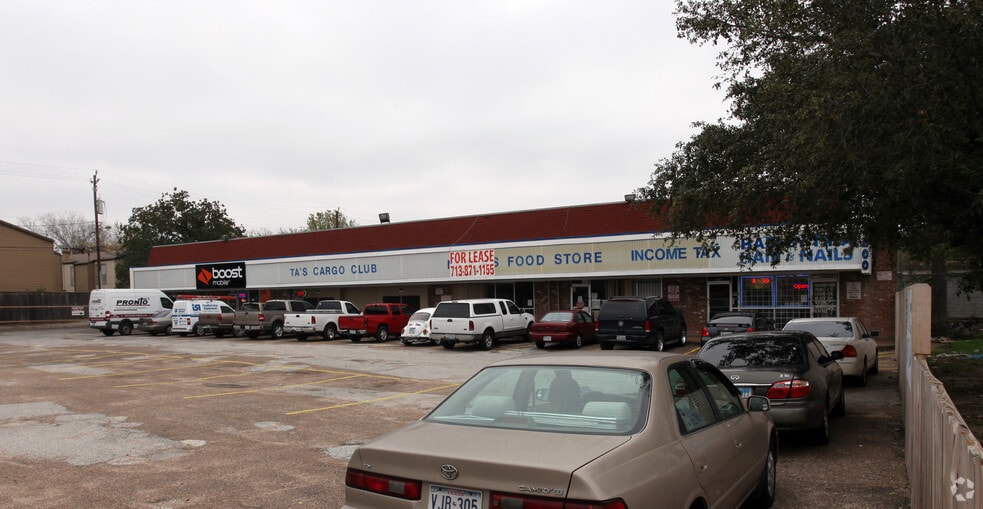 3604 Mangum Rd, Houston, TX for lease - Building Photo - Image 2 of 3