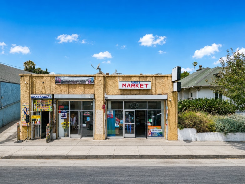 2815 S Western Ave, Los Angeles, CA à vendre - Photo du bâtiment - Image 3 de 7