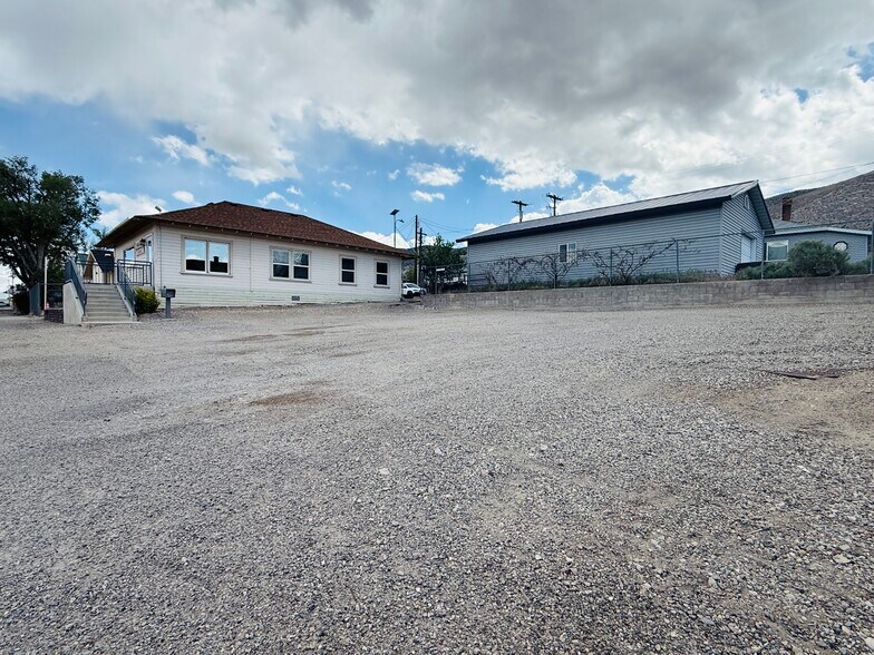 29 Fourth St, Mc Gill, NV à vendre - Photo du bâtiment - Image 2 de 15