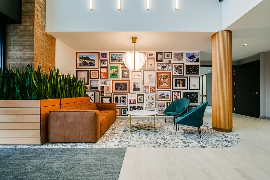 680 Craig Rd, Saint Louis, MO à louer - Photo intérieure - Image 3 de 4