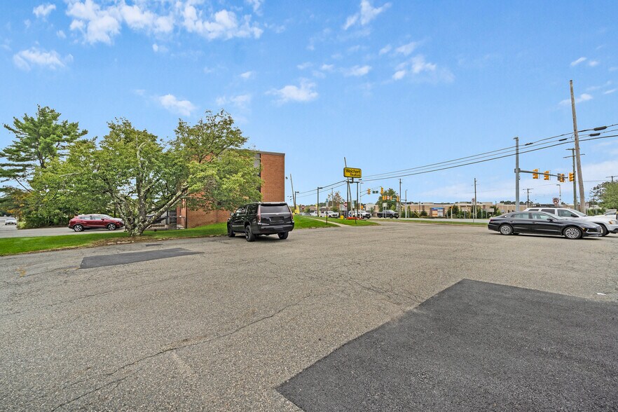 500 NJ-10, Ledgewood, NJ à louer - Photo du bâtiment - Image 3 de 9