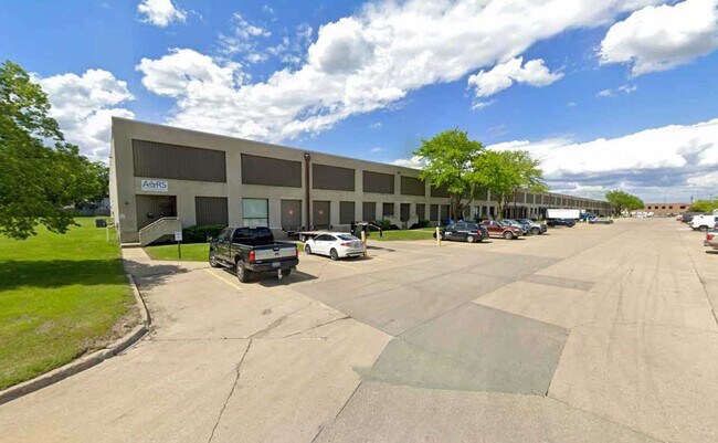 Plus de détails pour 1550 E Washington Ave, Des Moines, IA - Industriel à louer