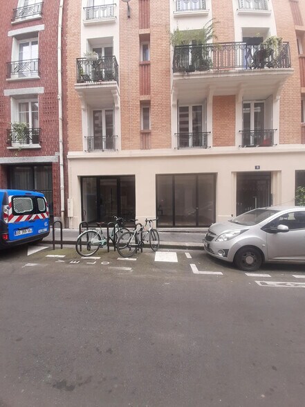 8 Rue Tesson, Paris à vendre - Photo du bâtiment - Image 1 de 7