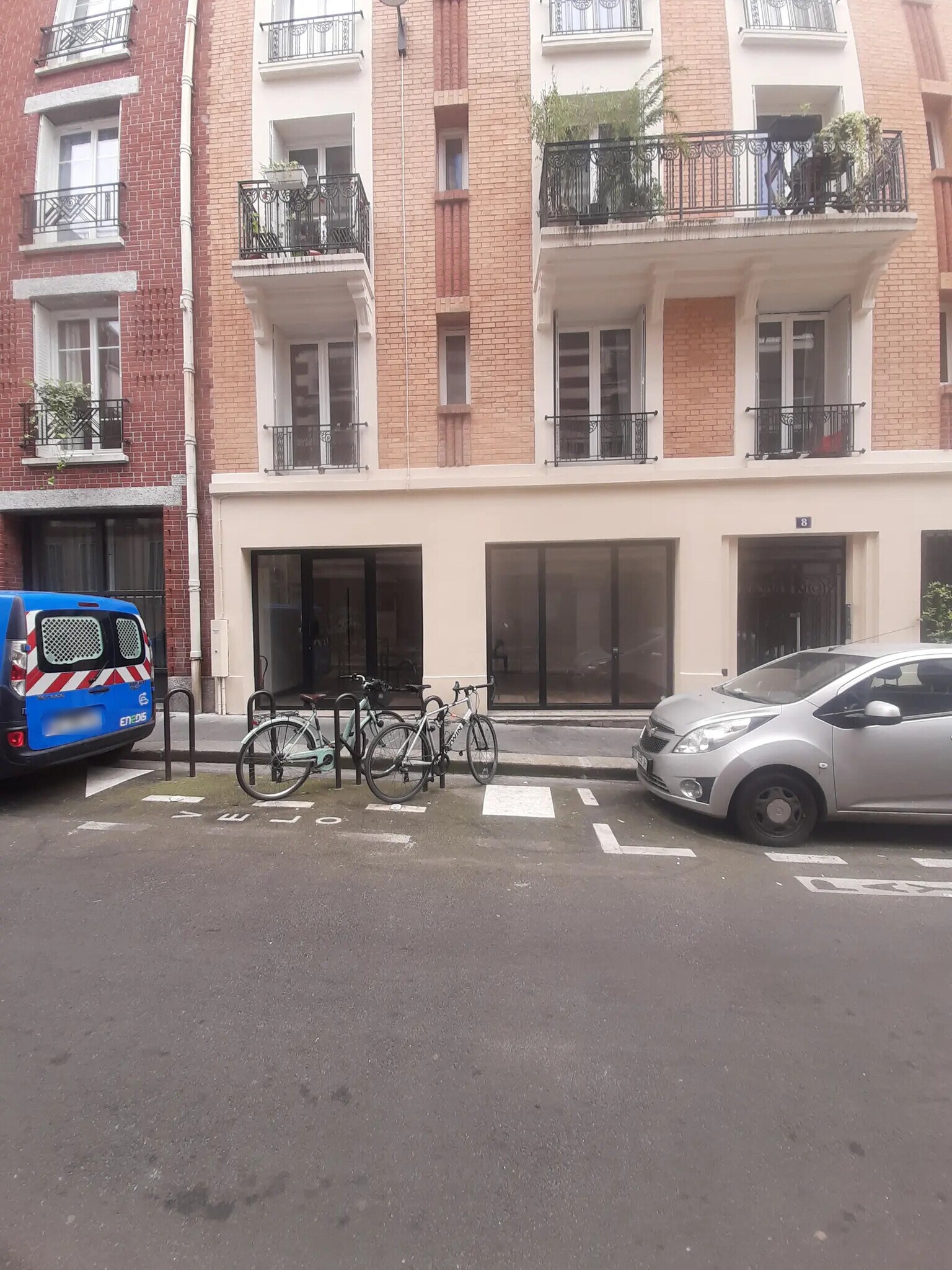 8 Rue Tesson, Paris à vendre Photo du bâtiment- Image 1 de 8