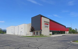 Plus de détails pour 4780 Cornell Rd, Cincinnati, OH - Commerce de détail à vendre