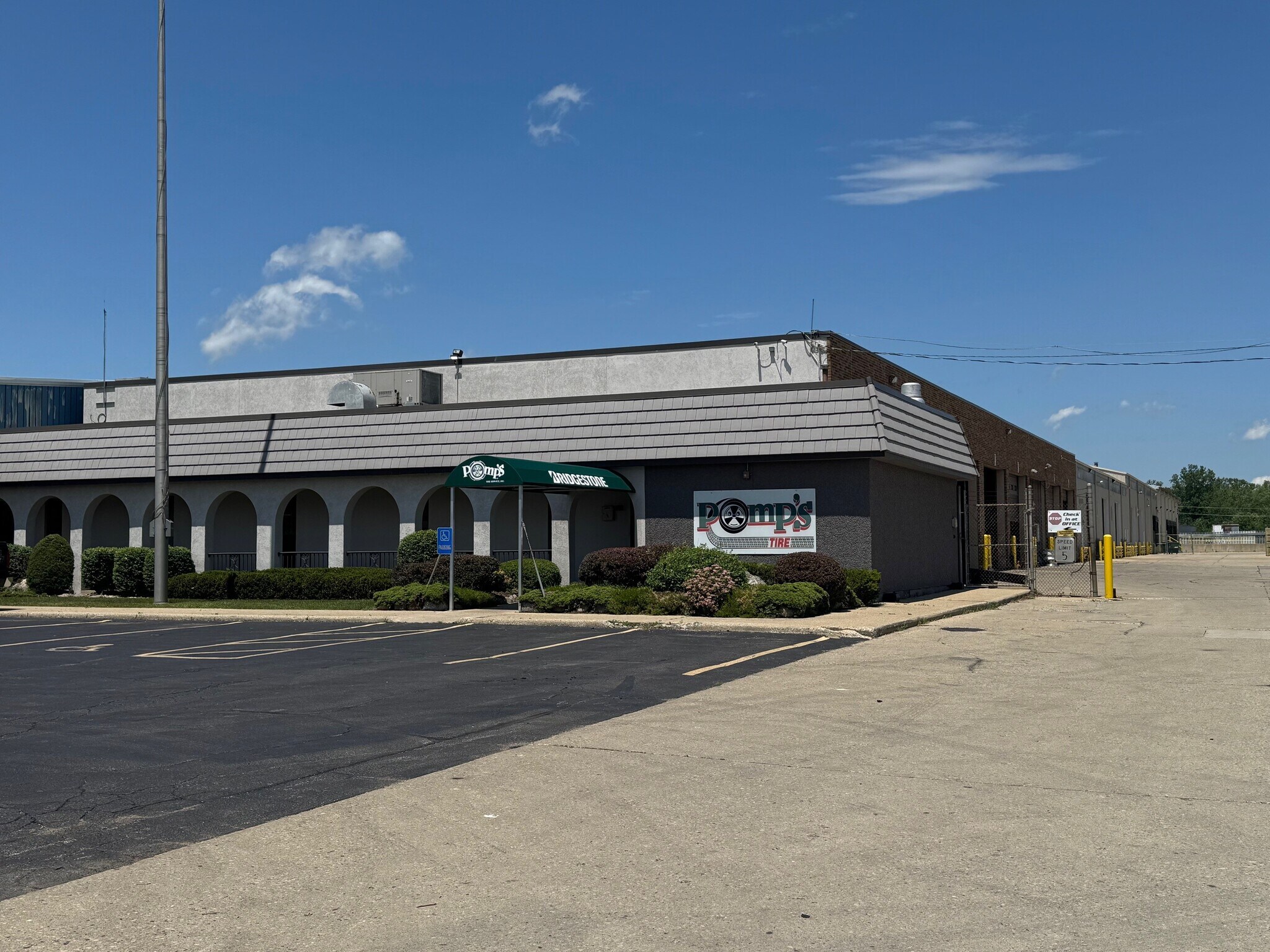 3430-3436 Washington St, Gurnee, IL à louer Photo du bâtiment- Image 1 de 6