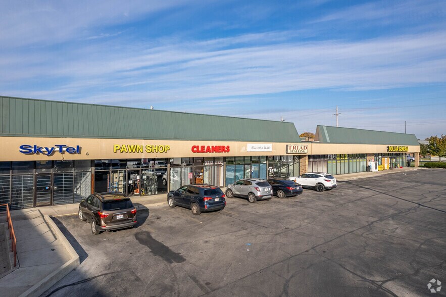 1959-2007 Morse Rd, Columbus, OH à louer - Photo du bâtiment - Image 1 de 8