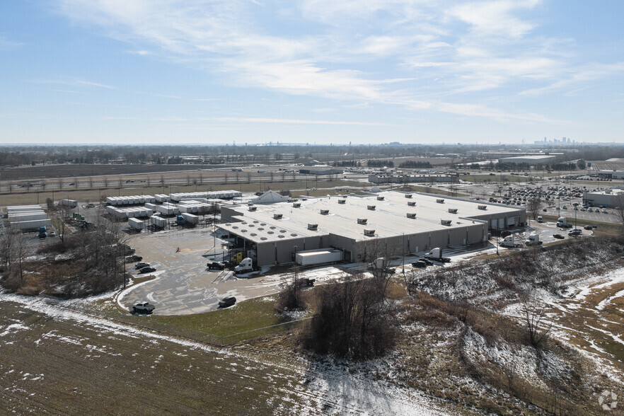 1333 Schaeffer Rd, Granite City, IL for lease - Building Photo - Image 3 of 5