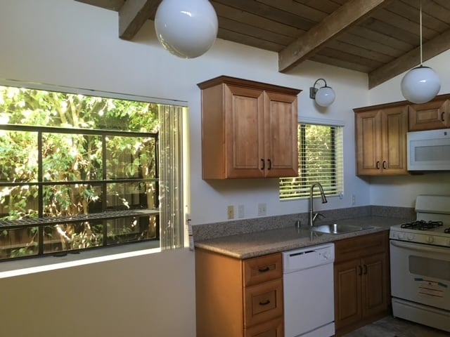 2497 S Barrington Ave, Los Angeles, CA for sale - Building Photo - Image 2 of 5
