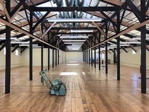1163-1167 Gorgas Ave, San Francisco, CA for lease Interior Photo- Image 2 of 5