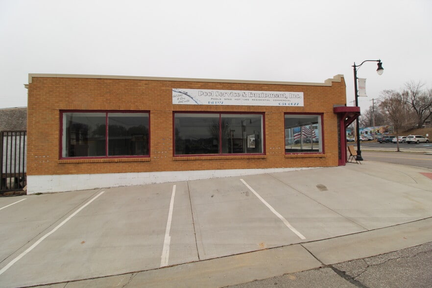 5950 Nieman Rd, Shawnee, KS for sale - Building Photo - Image 2 of 9