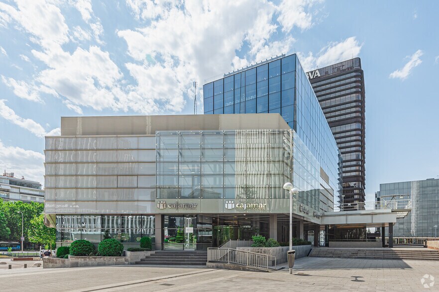Paseo de la Castellana, 87, Madrid, Madrid for sale - Building Photo - Image 2 of 4