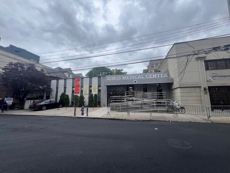 1634-1636 E 14th St, Brooklyn, NY à louer - Photo du bâtiment - Image 2 de 3