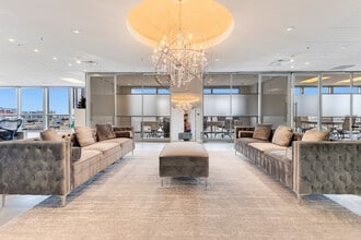 121-189 S Orange Ave, Orlando, FL for lease Interior Photo- Image 1 of 16