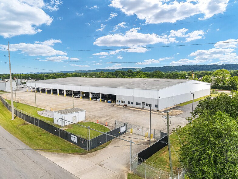 1523 Midfield Industrial Blvd, Birmingham, AL à louer - Photo du bâtiment - Image 3 de 7
