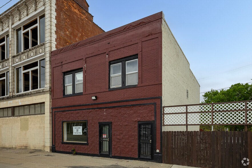 2692 Gratiot Ave, Detroit, MI à louer - Photo du bâtiment - Image 1 de 1