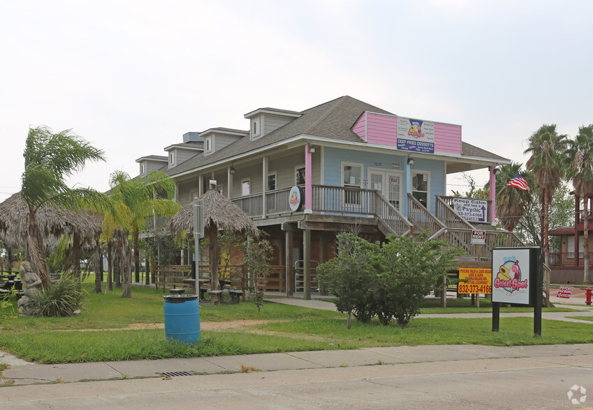 601 5th St, Kemah, TX à louer - Photo principale - Image 1 de 21