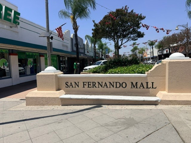 900-1002 San Fernando Rd, San Fernando, CA for lease Interior Photo- Image 1 of 6