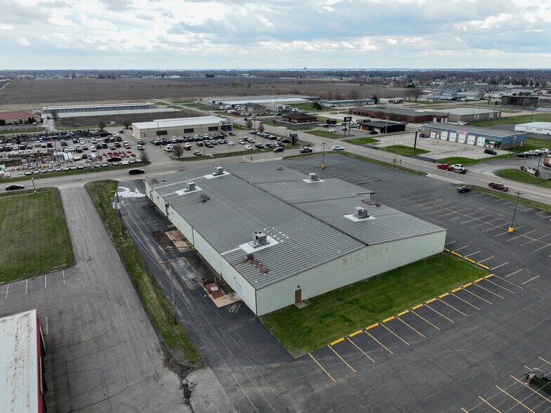 1407 38th St, Peru, IL à vendre - Photo du bâtiment - Image 3 de 23