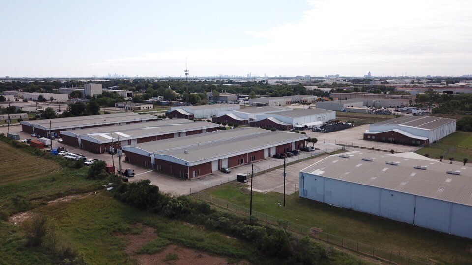 11875 W Little York Rd, Houston, TX for lease - Building Photo - Image 3 of 8