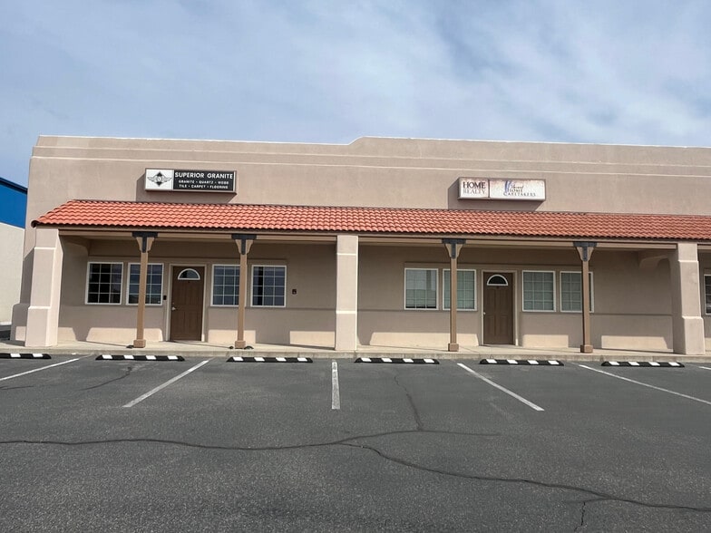 6503 W Okanogan Ave, Kennewick, WA for lease - Building Photo - Image 3 of 40