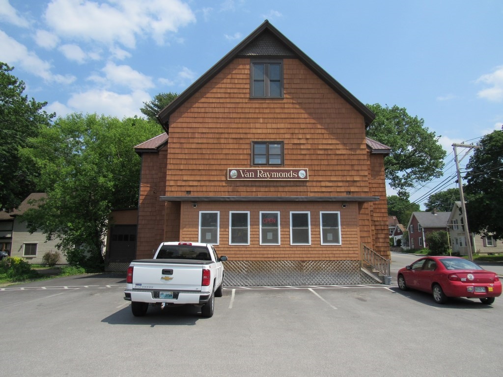 388 S Main St, Brewer, ME à vendre Photo du bâtiment- Image 1 de 1