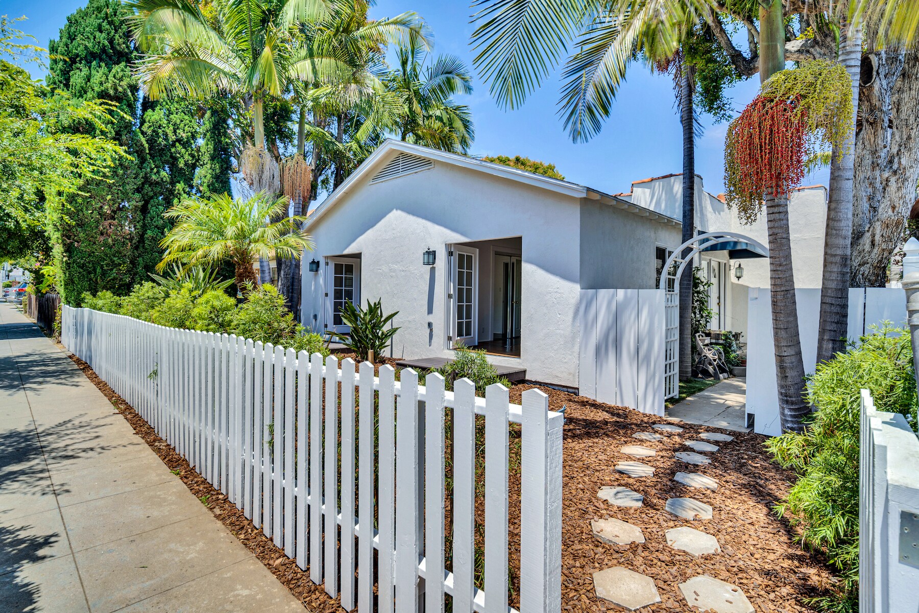 1231-1233 17th St, Santa Monica, CA à vendre Photo principale- Image 1 de 29