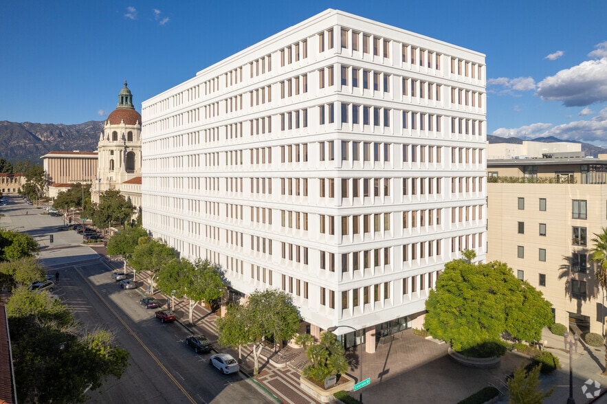 301 E Colorado Blvd, Pasadena, CA for lease - Primary Photo - Image 1 of 16