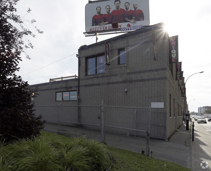 9455-9457 Boul Saint-Laurent, Montréal, QC à vendre - Photo du bâtiment - Image 2 de 9