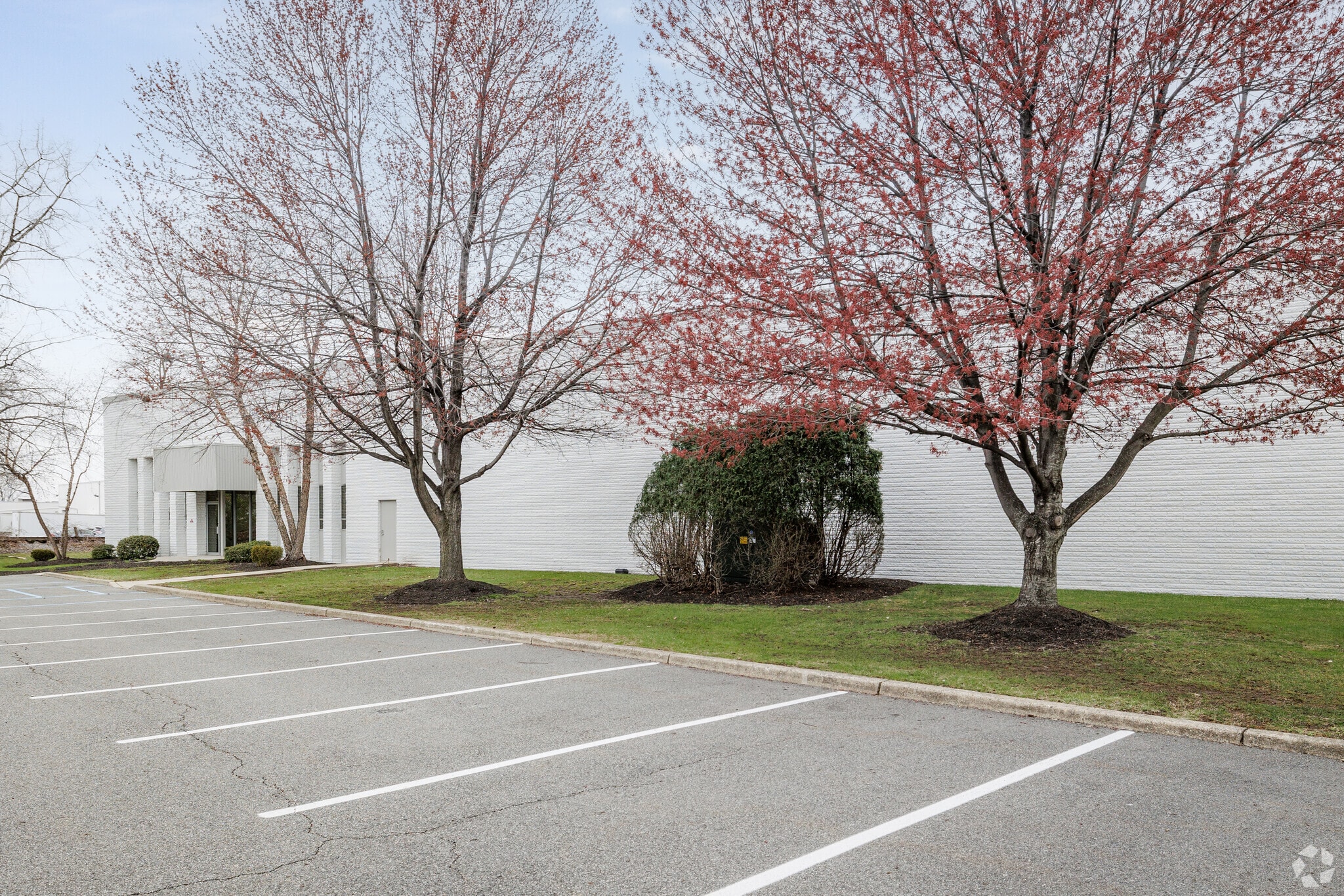 510 Commercial Ave, Carlstadt, NJ for lease Primary Photo- Image 1 of 12