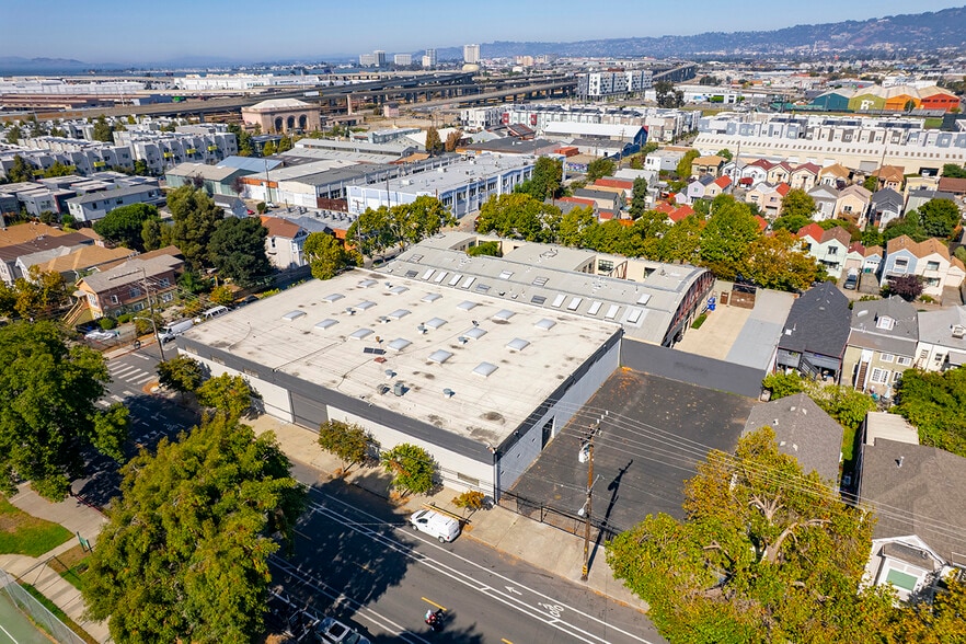 1680 14th St, Oakland, CA for lease - Building Photo - Image 2 of 34
