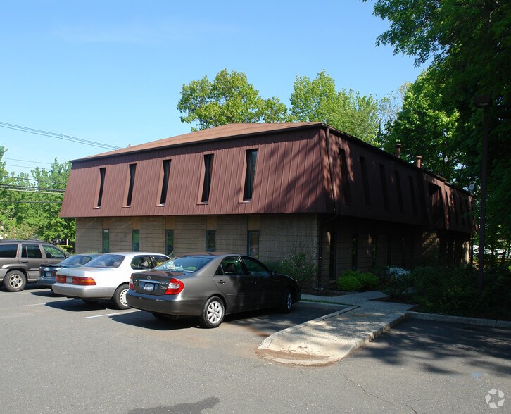 490 Route 304, New City, NY à louer - Photo du bâtiment - Image 2 de 15