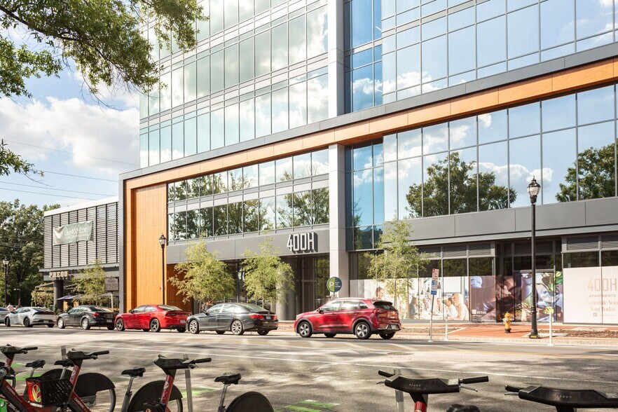 400 Hillsborough St, Raleigh, NC à louer - Photo du bâtiment - Image 3 de 8