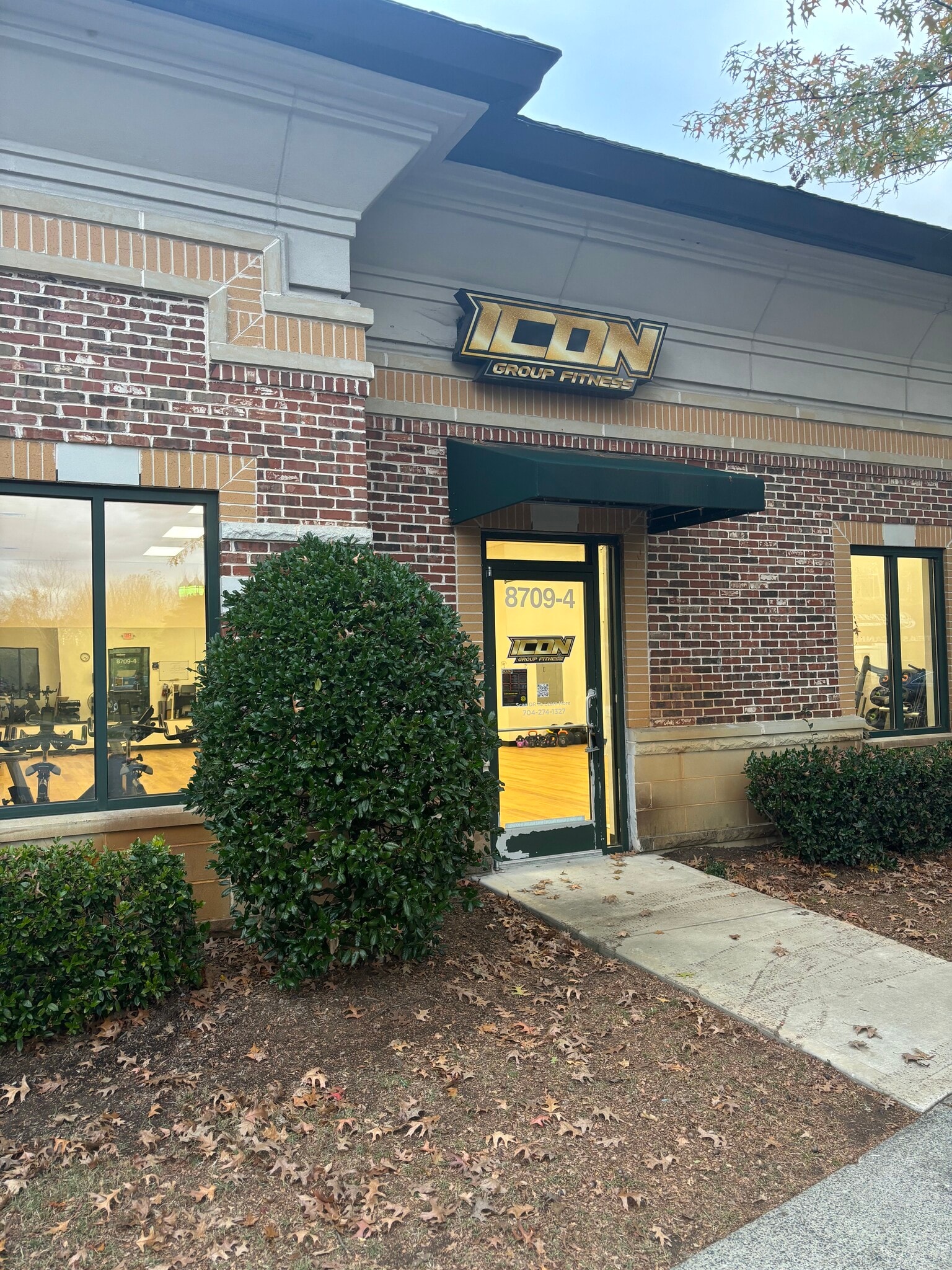 8709 Arbor Creek Dr, Charlotte, NC for lease Primary Photo- Image 1 of 10