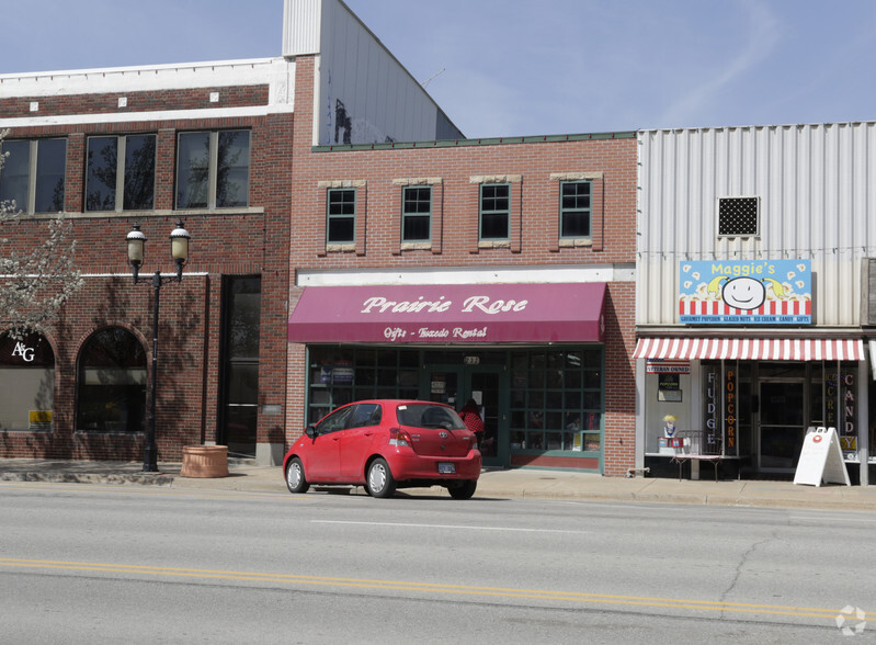 232 S Main St, Ottawa, KS à vendre - Photo du bâtiment - Image 1 de 1