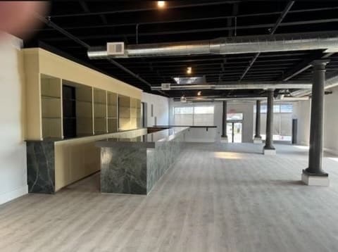 169 W Putnam Ave, Greenwich, CT for lease - Interior Photo - Image 3 of 12