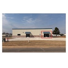 109 Industrial Blvd, Nash, TX for lease Interior Photo- Image 2 of 6
