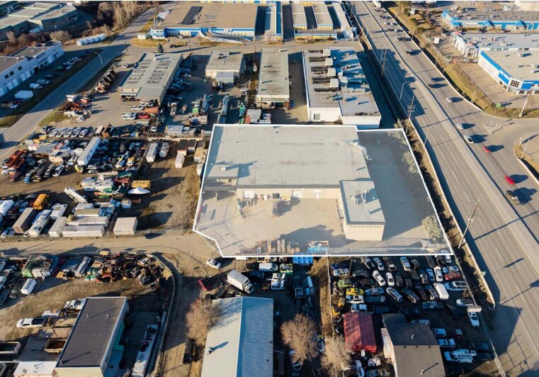 251 Adams Rd, Kelowna, BC à vendre Photo principale- Image 1 de 4