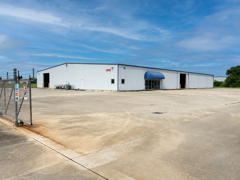 5910 Fairbanks N. Houston Rd, Houston, TX for lease - Building Photo - Image 2 of 8