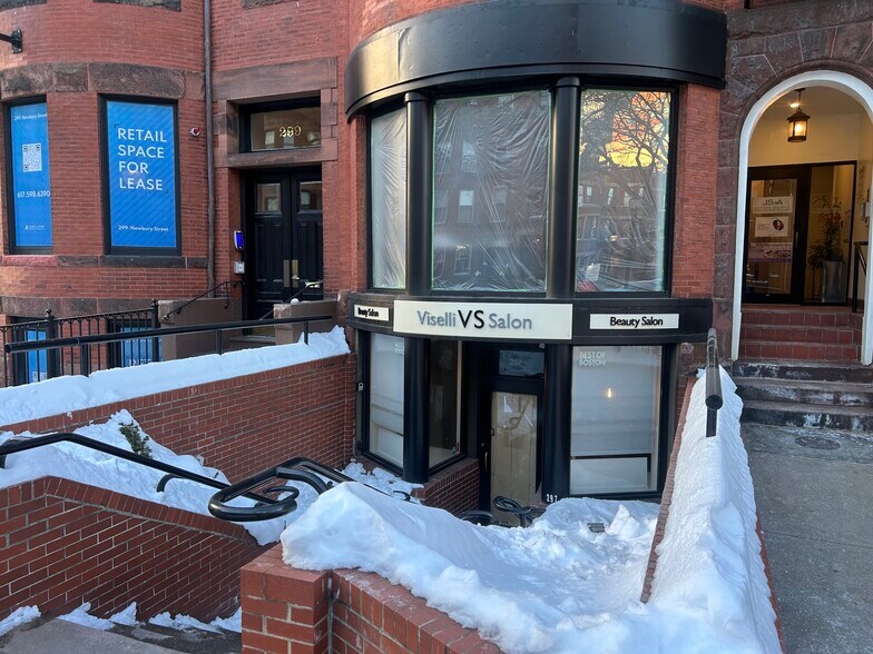 297 Newbury St, Boston, MA à louer - Photo principale - Image 1 de 4