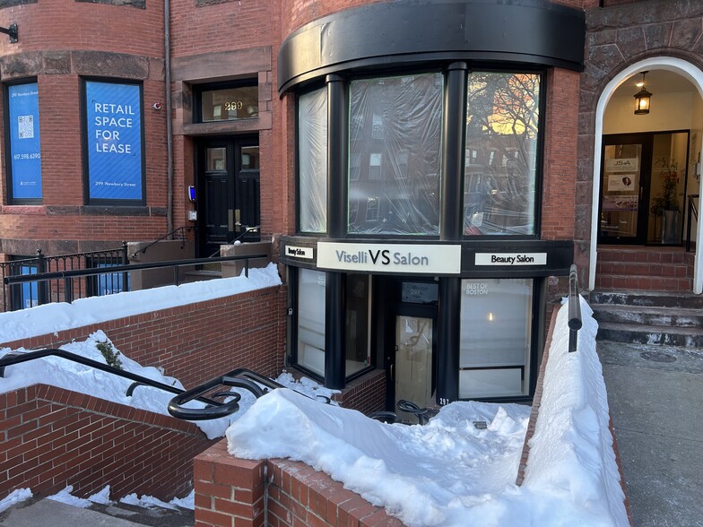 297 Newbury St, Boston, MA for lease - Primary Photo - Image 1 of 4