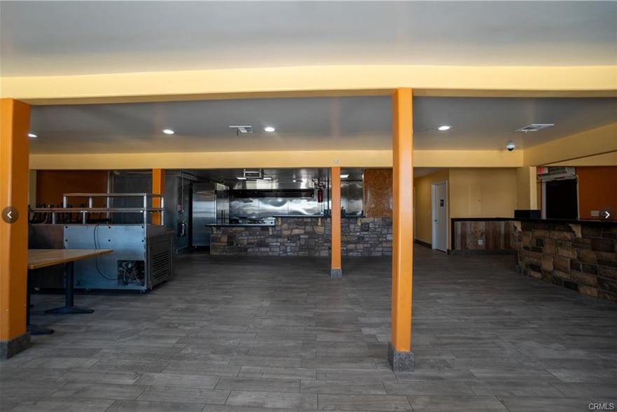 14290-14298 Hesperia Rd, Victorville, CA for sale - Building Photo - Image 2 of 21