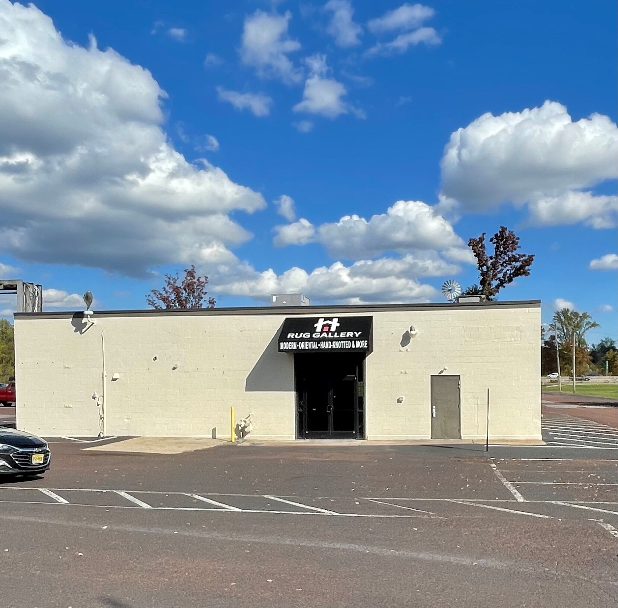 East, Oaks, PA for lease Primary Photo- Image 1 of 2