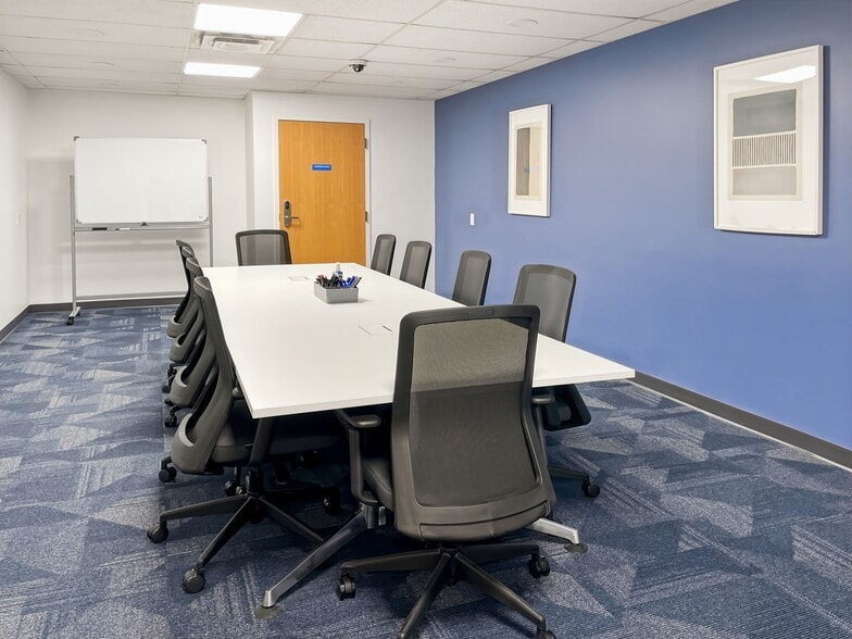 201 Water Tower Dr, Madison, OH for lease - Interior Photo - Image 2 of 16