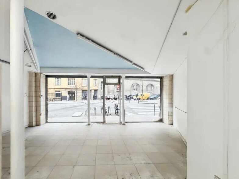 Commerce de détail dans Paris à louer - Photo du bâtiment - Image 3 de 5
