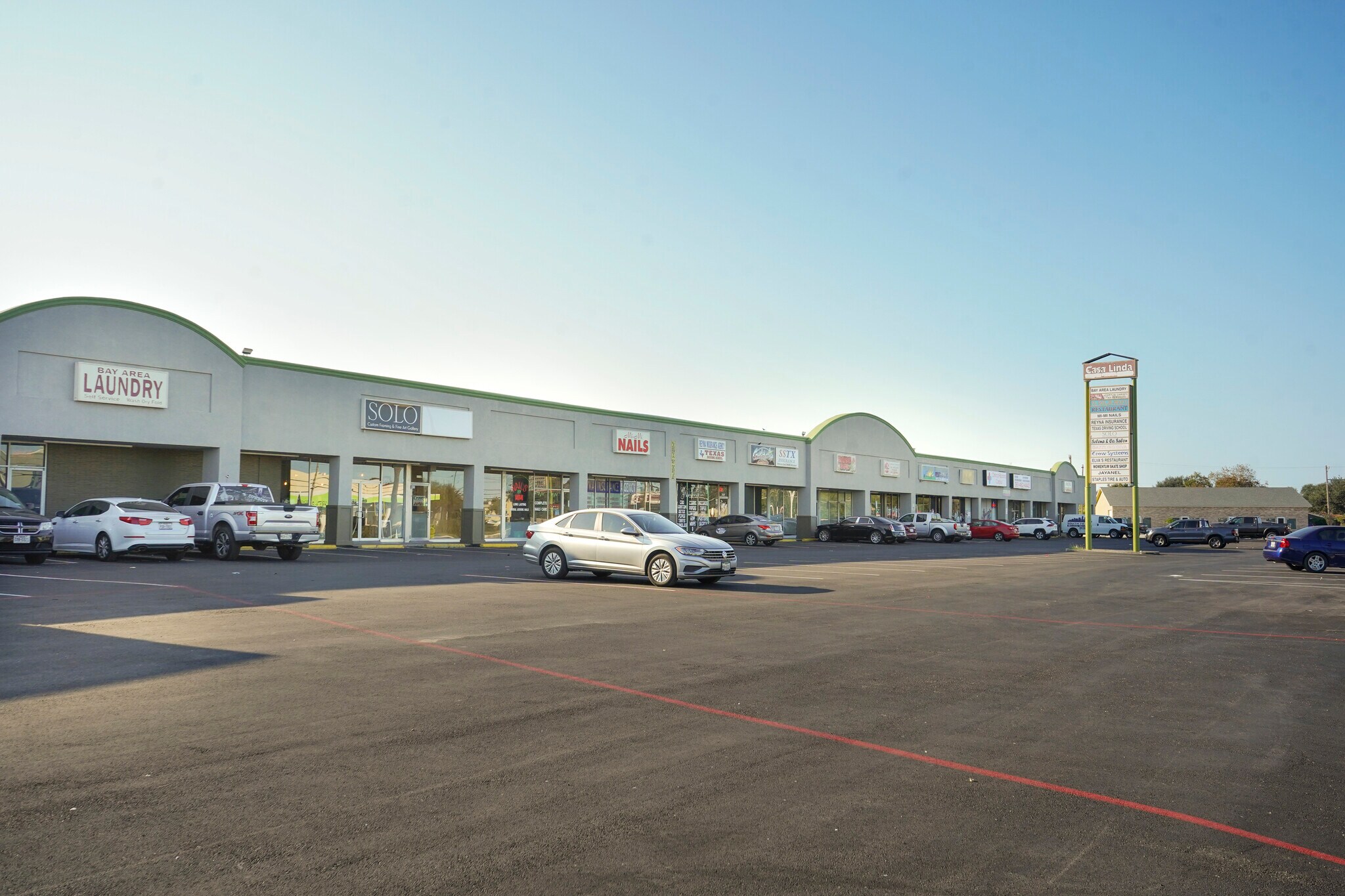3501-3533 S Staples St, Corpus Christi, TX for lease Building Photo- Image 1 of 4