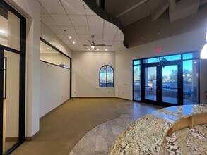 2840-2890 E Skyline Dr, Tucson, AZ for lease Interior Photo- Image 1 of 5