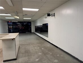 1703-1759 W Algonquin Rd, Mount Prospect, IL for lease Building Photo- Image 2 of 3