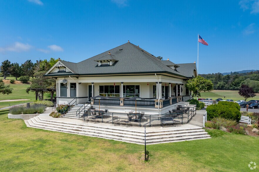 501 Spring Hills Dr, Watsonville, CA à vendre - Photo du bâtiment - Image 3 de 50