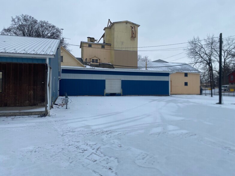 115 N Exchange St, Geneva, NY à vendre - Photo du bâtiment - Image 3 de 16